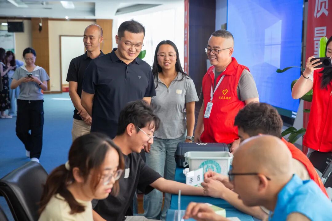 四川海蓉藥業(yè)成功舉辦“關(guān)愛身心，健康同行”大健康共建活動